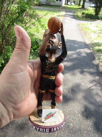 KYRIE IRVING BOBBLEHEAD CLEVELAND CAVALIERS CAVS nice shape NO box Cover