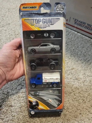 Matchbox 2019 importación EE. UU. paquete de 5 Top Gun Maverick con Aston Martin Foto 1 de 2