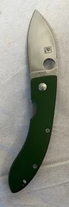 RARE Spyderco LUM VG-10 Folding Knife Green Aluminum Handle Lockback UNUSED - Picture 1 of 6