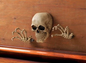 Grinning Skull Skeleton Wall Decor Set - Picture 1 of 3