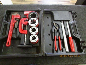 rothenberger pipe threader set - Picture 1 of 11