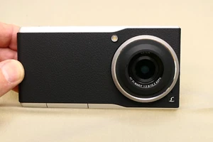 Panasonic Lumix DMC-CM10 camera/phone - Picture 1 of 8