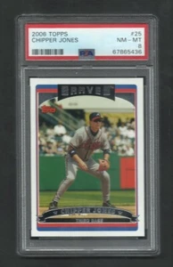 PSA 8 Casi nuevo-Mt Chipper Jones 2006 Topps #25 JB - Imagen 1 de 1