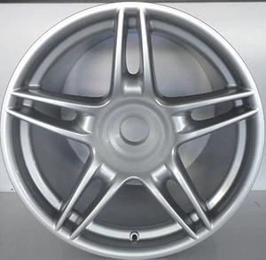 1 Roue Ferrari Enzo Arrière 13 X 19 " ORIGINALE 184186 Argent Repeinte - Photo 1 sur 1