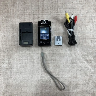 Cámara de video Sony MHS-PM5 Bloggie HD negra - con cargador + 2 baterías Foto 1 de 4