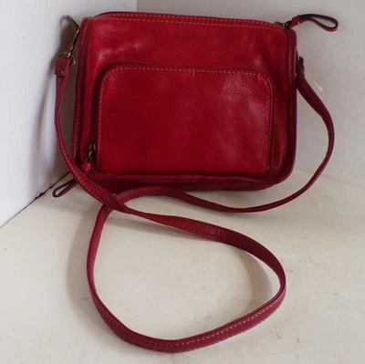 St John's Bay красный шагреневой кожи регулируемый ремень через плечо сумочки карманы - Изображение 1 из 4
