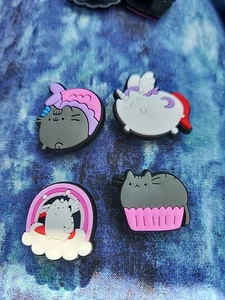 4er Set - Kroko Silikon Schuh Charms - Pusheen Katze - 1 Zoll - Bild 1 von 2
