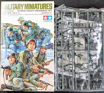 Tamiya N.35061 1/35 German Panzer Grenadiers Set WW2 8 Figure Nuovo Sigillato - Immagine 1 di 2