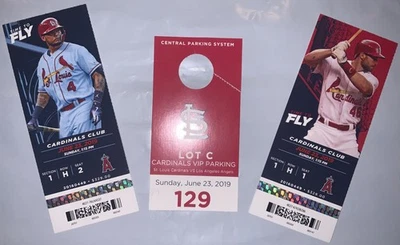 St Louis Cardinals - (1) pase de estacionamiento VIP y (2) boletos de Cardinals Club 23-19  Foto 1 de 3
