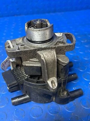 Distribuidor de encendido Mitsubishi Eclipse 2000-2001 3,0 L OEM MD342884 Foto 1 de 4