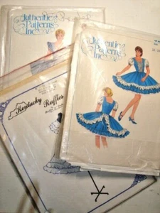 DE COLECCIÓN LOTE DE 3 VESTIDOS CUADRADOS DE BAILE PATRONES DE COSTURA disfraz música folclórica talla 12-14-16 - Imagen 1 de 4