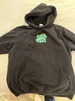 UNDEFEATED Icon Five Strike Logo Pullover Hoodie Size XL -Black / Camo  - Image 1 of 4