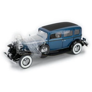 1:24 1932 Cadillac V-16 Fleetwood Sedan in Sovereign Blue, Lt Ed by Danbury Mint - Picture 1 of 20