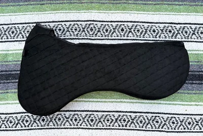 Ajuste total de sela - Inglês - SQUISH PAD - Adestramento - Médio (17,5-18") - Preto  - Imagem 1 de 4