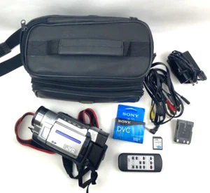 JVC Handheld High Band Digital Video Camera MiniDV GR-DVL520U - Picture 1 of 16
