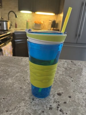 Snackeez Travel Kids Teen Snack Drink Cup Tumbler Sippy - Image 1 of 4