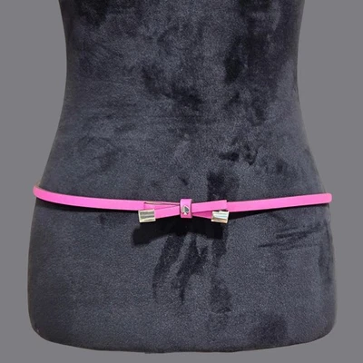 Cinto grande Kate Spade New York vívido Snapdragon cadarço couro arco  - Imagem 1 de 3