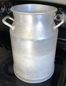 Vintage Wear Ever Milk Can Jug #5752 Aluminum 1950’s 12” - Picture 1 of 11