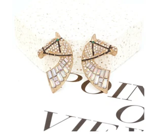 NEW Rhinestone Horse Equestrian Equine Embellished Stud Earrings Pony Mare - Picture 1 of 7