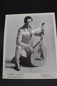 *SIGNIERT* Bobby Lewis (Country Sänger) Foto *LAUTENSPIELER* - Bild 1 von 4