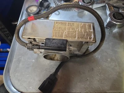 99-01 Volvo V70R ETM Electronic throttle body - Image 1 of 4