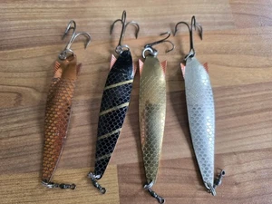 4 VINTAGE ABU SWEDEN TOBY LURES 18G Lot 3 - Picture 1 of 2