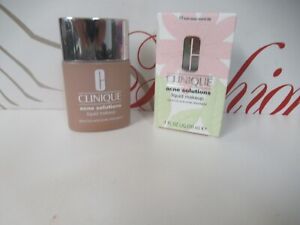 Clinique Acne Solutions Liquid Makeup 17 Fresh Deep Neutral  (M) 1 oz Boxed