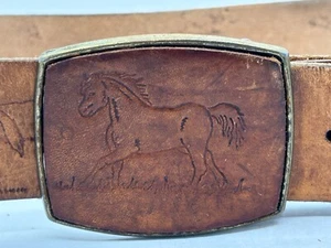 Ledergürtel mit Leder & Metallschnalle geprägte Pferde im Weide Design Gr. 38 - Bild 1 von 20