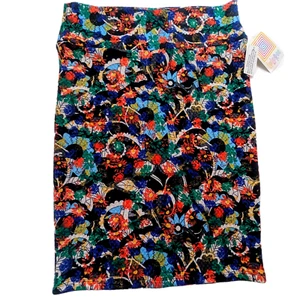 LuLaRoe Cassie Skirt Size S Flowers Floral NWT Stretchy Comfy Soft Knit - Picture 1 of 7