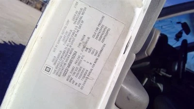Passenger Front Door Chevrolet Manual Fits 98-05 BLAZER S10/JIMMY S15 242674 Foto 1 de 4