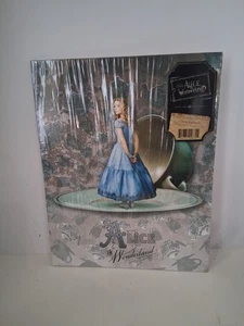 Disney Alice In Wonderland Tim Burton 2 Pack Folders NEW School Supplies - Bild 1 von 5