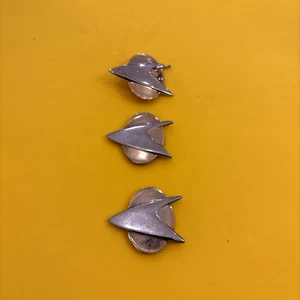 3 Vtg Star Trek Communicator Pin Paramount Comm Badges 1988 1992 Hollywood Pins - Picture 1 of 10