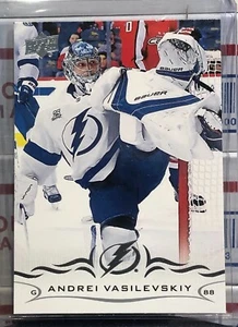 2018-19 Cubierta Superior Serie 1 Andrei Vasilevskiy, #160, Stanley Cup Champions - Imagen 1 de 2
