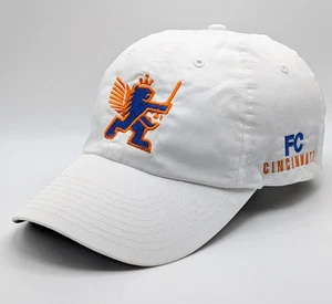 Cappello FC Cincinnati Richardson Strap Back Bianco Regolabile Calcio MLS Cap Cincy - Foto 1 di 5