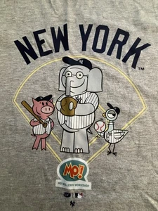 Brand New New York Yankees Mo Willems Pig, Elephant & Pigeon T Shirt Size XL - Picture 1 of 10