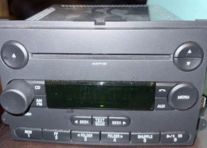 08 09 2010 FORD F150 F250 F350 F 250 350 Series Truck Radio MP3 CD Player AUX - Bild 1 von 8