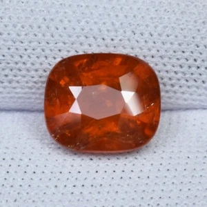3.30 ct BEST GRADE LUSTORUS ORANGE NATURAL SPESSARTITE GARNET - CUSHION Gemstone - Picture 1 of 3