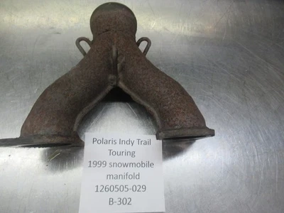Colector de escape Polaris Indy Trail Touring 1999 Foto 1 de 4