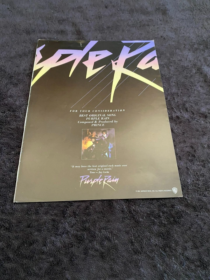 Prince in Purple Rain 1984 anuncio de Oscar en motocicleta a la mejor canción original Foto 1 de 1