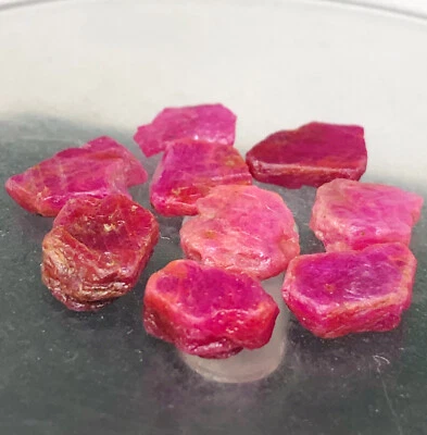 27,cts Natural top quality pink mozambique ruby rough Flat Slices stone lot - Image 1 of 4