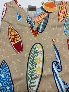 Peaches Scrub Top Women's Medium Surfboards Medical Shirt Nurse Short Sleeve - Picture 1 of 3