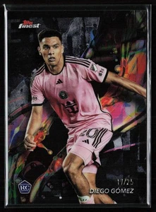 2024 Topps Soccer Finest MLS Diego Gómez refractor negro/25 #57 radiocontrol común - Imagen 1 de 2