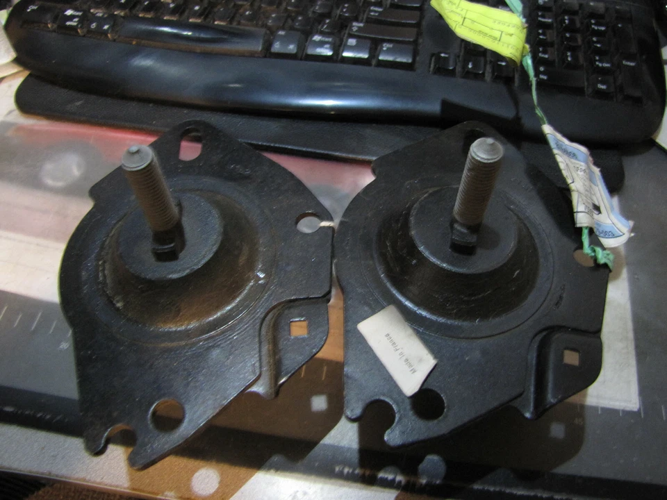 UN NUEVO OE Saab 9000 2.0T montaje de motor inferior 8786006 se adapta a 1990 a 1993 Foto 1 de 1