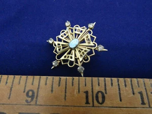 H OLD VINTAGE RETRO BROOCH PIN COSTUME JEWLERY - Picture 1 of 1