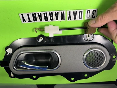 Chrysler Crossfire 2004-2008 lado izquierdo lado conductor interior puerta montaje manillar Foto 1 de 4