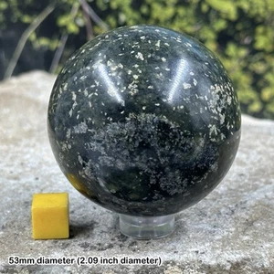 Jade ball sphere is a magnificent gemstone that captures the timeless beauty - Picture 1 of 1