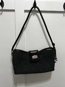 Bolso de Mano Vintage Brighton Mimbre Paja Cartera Cuero Negro con Dos Dijes - Imagen 1 de 8