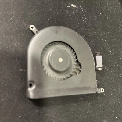 Apple MacBook Pro 15" Retina Left CPU Cooling Fan Mid 2012 / Early 2013 / A1398 - Image 1 of 2