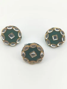 Hermosos pendientes de tela hechos a mano con anillo color verde en Kundan DE MODA - Imagen 1 de 4