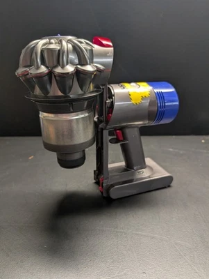 Dyson V7 ANIMAL Plus Cordless Vacuum MAIN BODY - Image 1 of 4